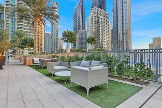 Vogue Vacation Homes, Downtown Forte near Dubai Mall and Burj Khalifa, Two-Bedroom Apartment with Balcony and City View, full access to all amenities - 5