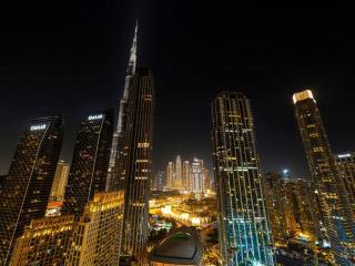 Vogue Vacation Homes, Downtown Forte near Dubai Mall and Burj Khalifa, Two-Bedroom Apartment with Balcony and City View, full access to all amenities - 4