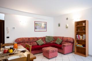 Alla Fontana di San Giorgio, Ceto Ospitar - 7