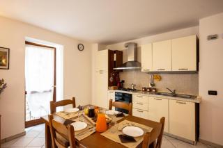 Alla Fontana di San Giorgio, Ceto Ospitar - 3