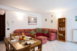 Alla Fontana di San Giorgio, Ceto Ospitar - 8