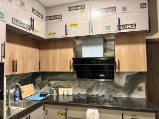 New and Modern 3 BHK Apartment in Karachi - 4