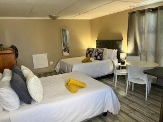 Charlie's Place - Self catering studio - 6