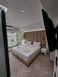 Tirana Room Rentals - 9