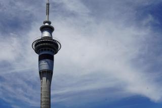 City life Skytower view with Balcony Famliy Retreat - 5