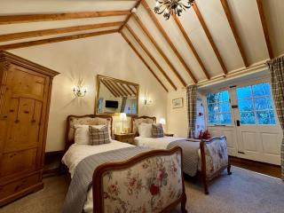 Guiting Guest House - 5