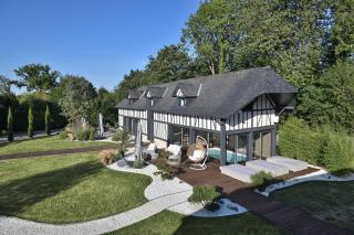 Le Jardin des Hespérides - Piscine intérieure, Jacuzzi et Sauna - 0