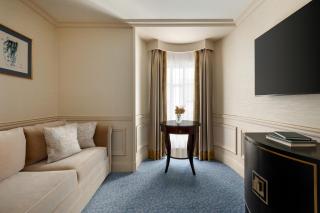 Shangri-La Paris - 8