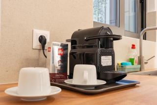 Bright Urban Retreat in Athens - 3