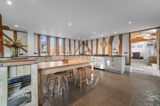 Scotland Hall Barn - 5