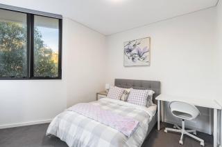 Modern 3BR apartment in Waterloo with parkings - 7