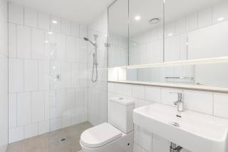 Modern 3BR apartment in Waterloo with parkings - 3