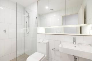 Modern 3BR apartment in Waterloo with parkings - 1