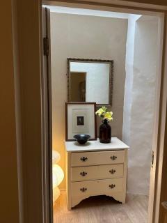 Heart of St Ives with parking - 2 bedrooms - 7