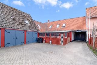 Charming Townhouse By The Harbour - 2