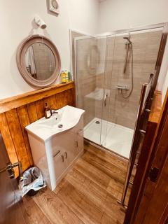 Dulrush Self-Catering Lodges - 9