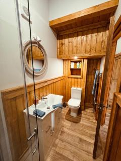 Dulrush Self-Catering Lodges - 8