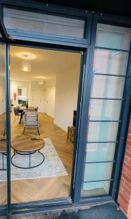 Bright & Contemporary 1BED Apartment in Birmingham - 6