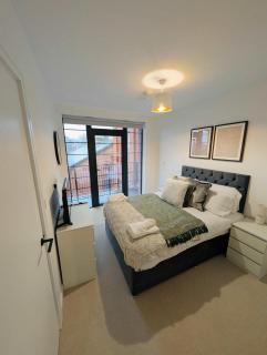 Bright & Contemporary 1BED Apartment in Birmingham - 1