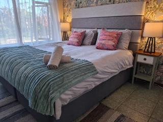 Serendipity Beach House - 0