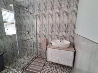 Serendipity Beach House - 7