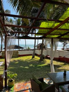 Green Protection Beach House Ghana - 4