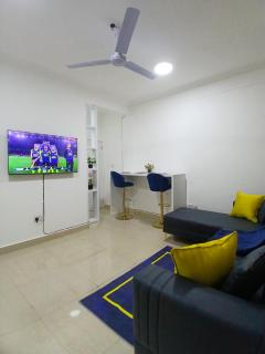 Cosy Apartment with Pool - 0