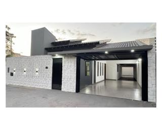 Casa ampla próxima ao centro - 0