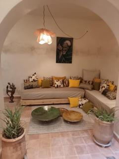 Dar Aji, votre maison d'architecte privatisée en médina - 0