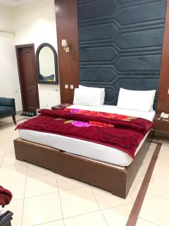 Hotel Pak Continental Multan - 1