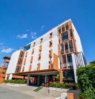 WE Terminal Hotel - 5