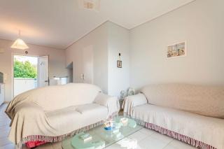 Seaview Terrace Haven-Perfect Location By The Sea - 4