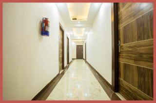 Near Mahakal Temple G- Residency Near Railway Station - Air Conditioned hotel at Prime Location - Lift and Parking - BEST HOTEL IN UJJAIN - 1