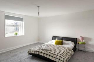 Bright Two-Bedroom Family Apartment on Victoria Road, Ramsgate - 9