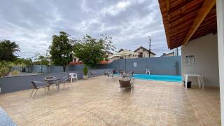 Apartamento 2Q no condomínio Vila Tropical, a uma quadra da Barraca do Gaúcho, cond. com piscina, área gourmet e parquinho infantil - 4