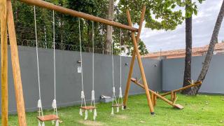 Apartamento 2Q no condomínio Vila Tropical, a uma quadra da Barraca do Gaúcho, cond. com piscina, área gourmet e parquinho infantil - 2