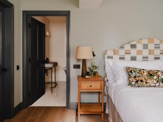 Luxury Apartment with Roof Terrace, Stow-on-the-Wold - 0