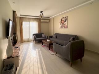 Spacious 3BR Apt, 2 Baths, Gated Community - 903 - 0