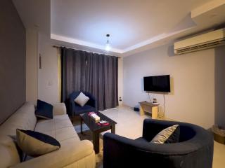 2 BR entire apartment - 1418 - 7