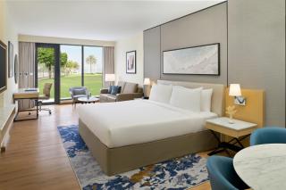 Crowne Plaza Muscat by IHG - 9