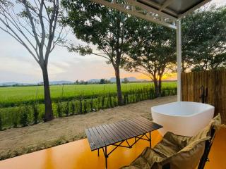 Whitehouse resort - 8