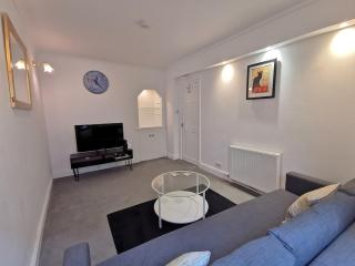 High Street Hideaway - 0