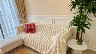 Twin Tower Residence Brand New Minimalist Suite 7pax 3 Min Walk from CIQ - 0