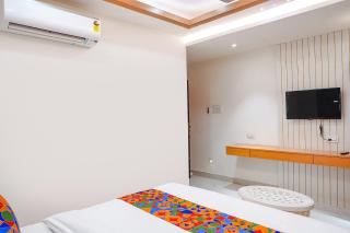 FabHotel Lotus Blue - 4