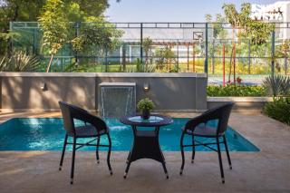 StayVista at Tranquil Crest with Pool & Lawn - 1