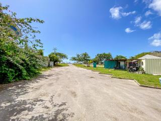 Apto 1 quarto, frente a praia de Taperpuã, condomínio com Piscina, atravessou a rua está na praia - 7