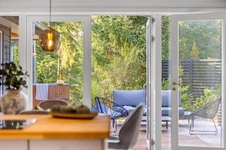 Architect-Designed Holiday Home Close To The Water - 2