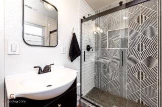 The Main Street Bungalow - Downtown Bentonville - 3