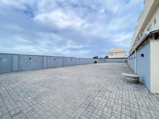 Casa duplex com 3 quartos, sendo 2 suítes a aproximadamente 1200m da praia de Taperapuã, condomínio com vista espetacular para o mar. - 8