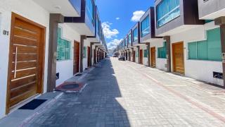 Casa Duplex 2 quartos com ar condicionado, sala, cozinha completa e internet privativa, a 80m metros da Praia de Taperapuã. Residencial Vila dos Diamantes, condomínio com piscina, 1 vaga de garagem e área gourmet - 0